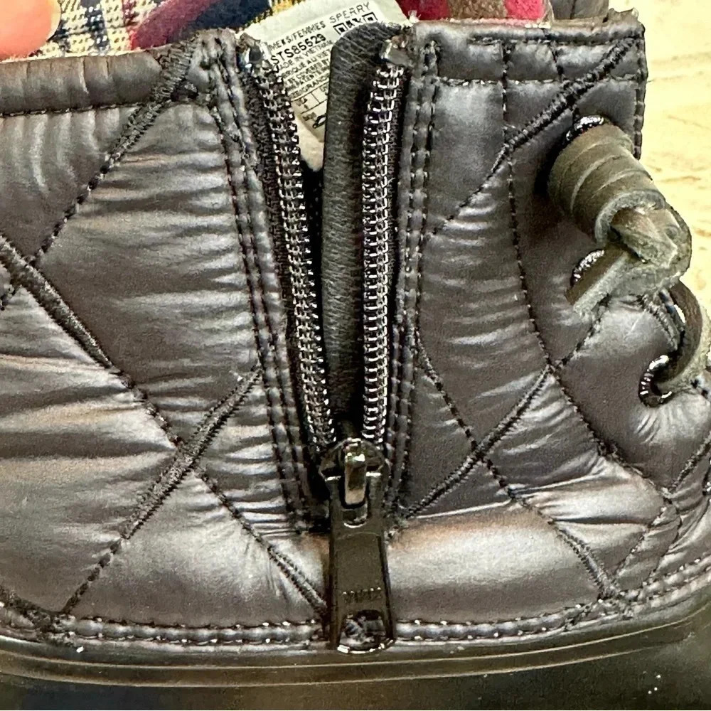 Sperry Women's Saltwater Nylon Quilt Rain Boot Black Size 9 - Picture 9 of 12